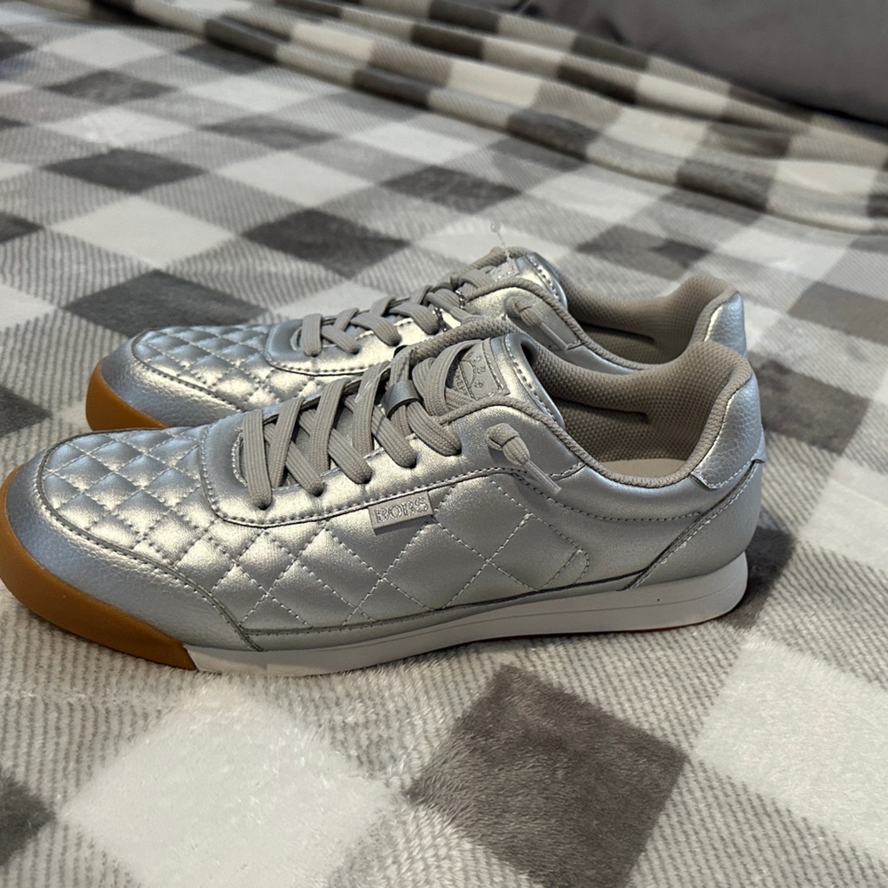 Skechers BOBS Quilted Metallic Silver Lace-Up Sneakers